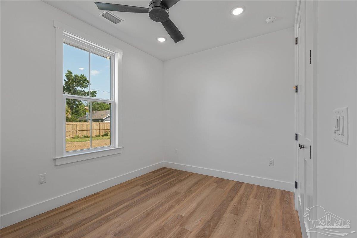 2811 E Gonzales St