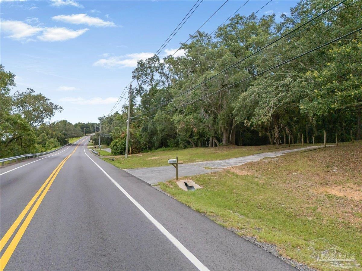 3901 Scenic Hwy