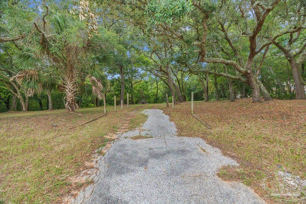 3901 Scenic Hwy