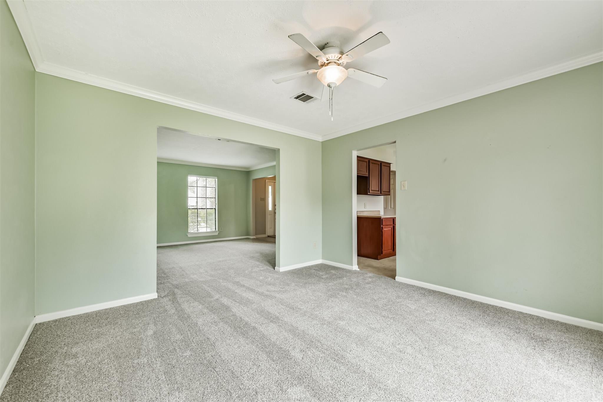 818 Noble Springs Road, Houston