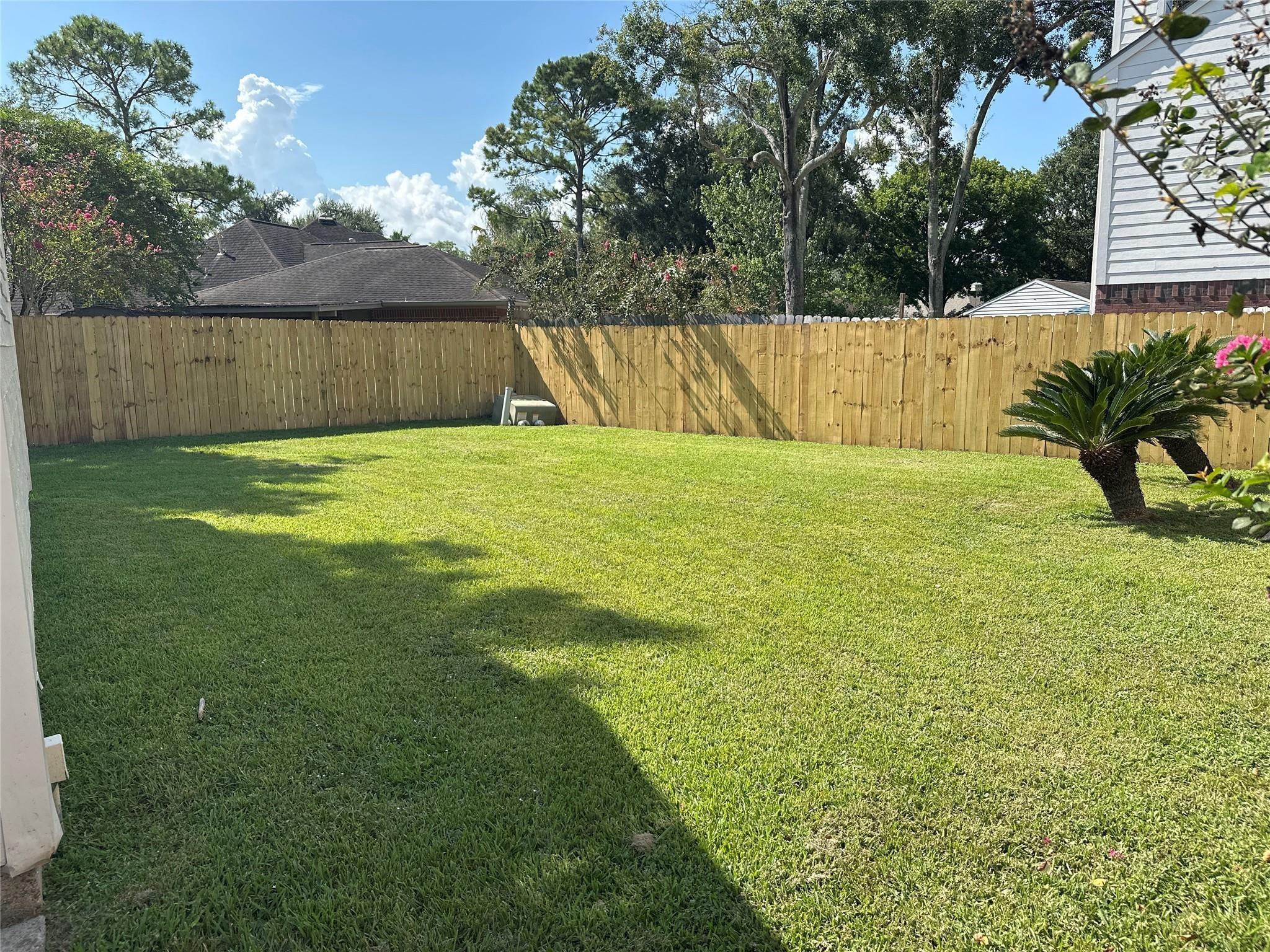 818 Noble Springs Road, Houston