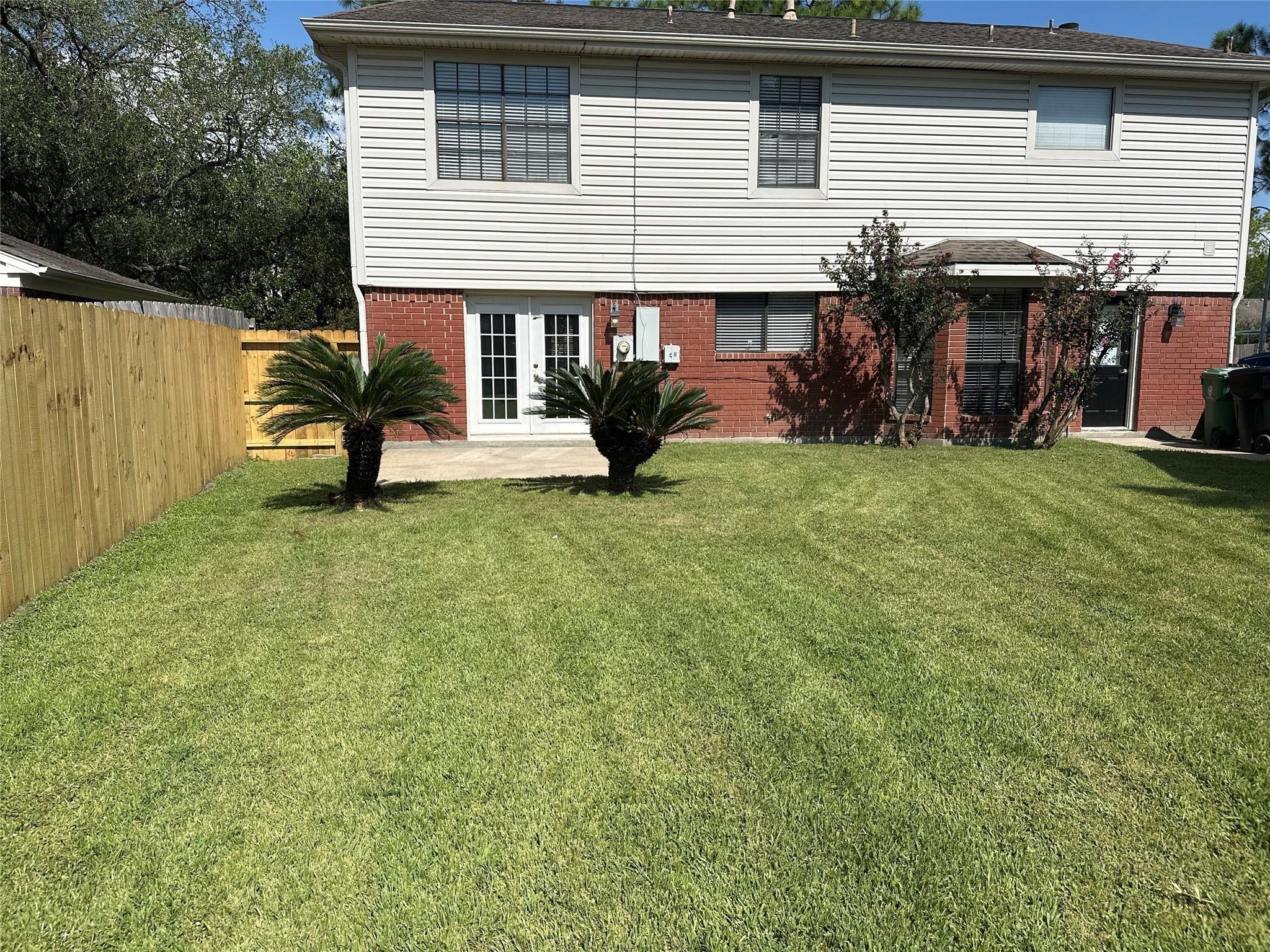 818 Noble Springs Road, Houston