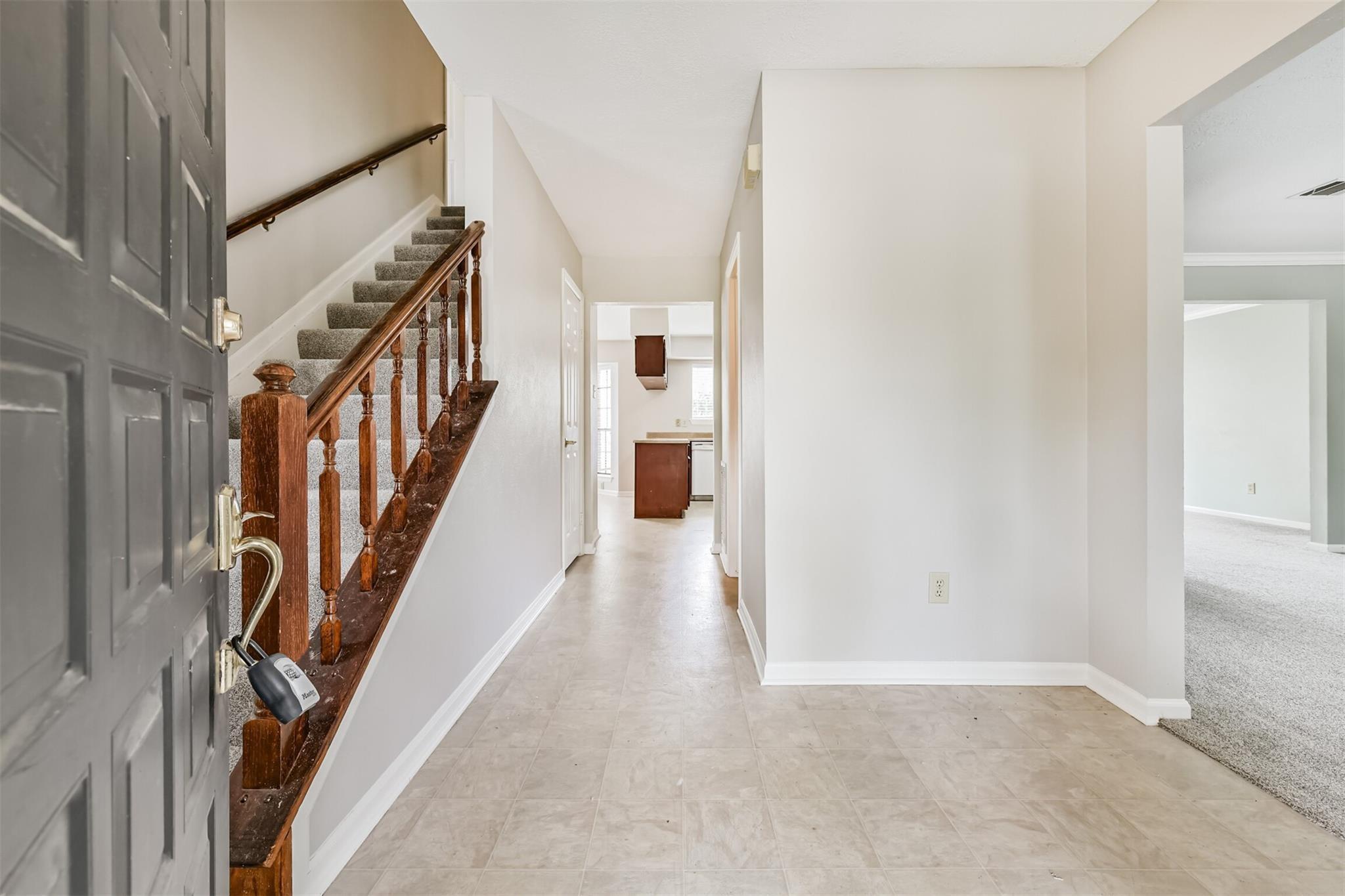 818 Noble Springs Road, Houston