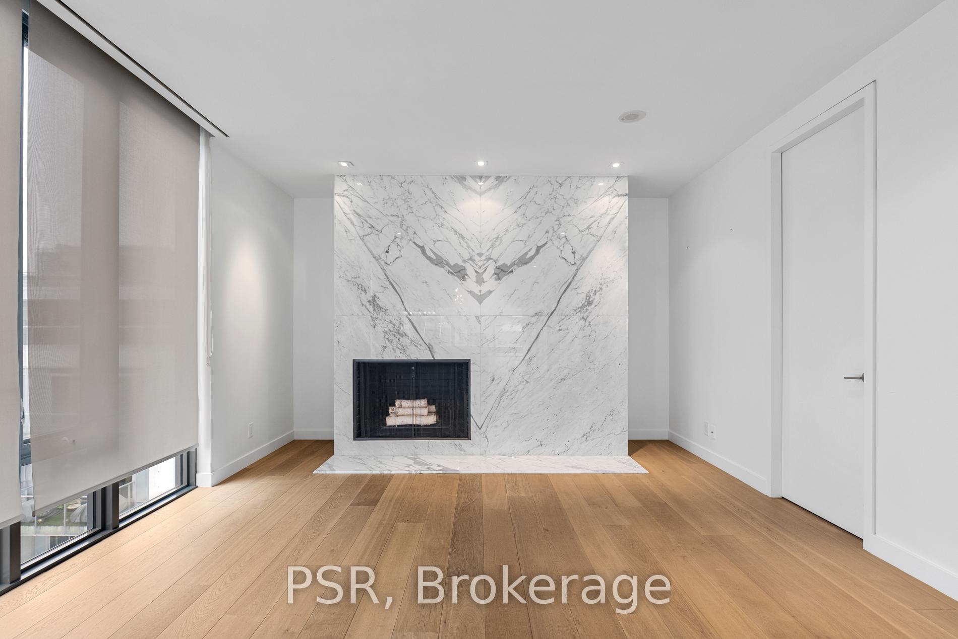 500 Wellington St W Unit: Ph1001