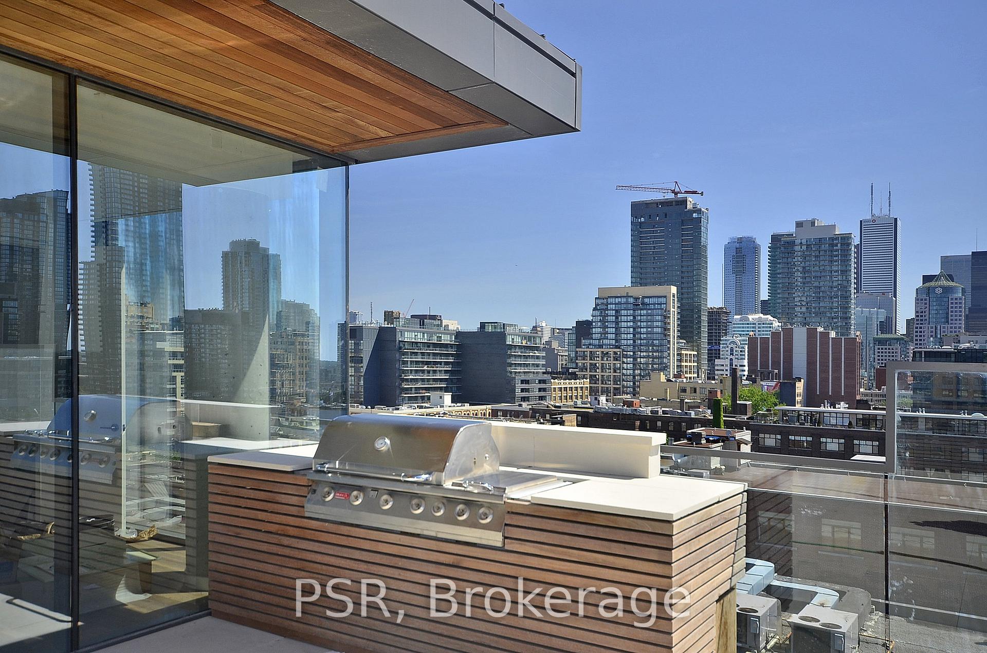 500 Wellington St W Unit: Ph1001