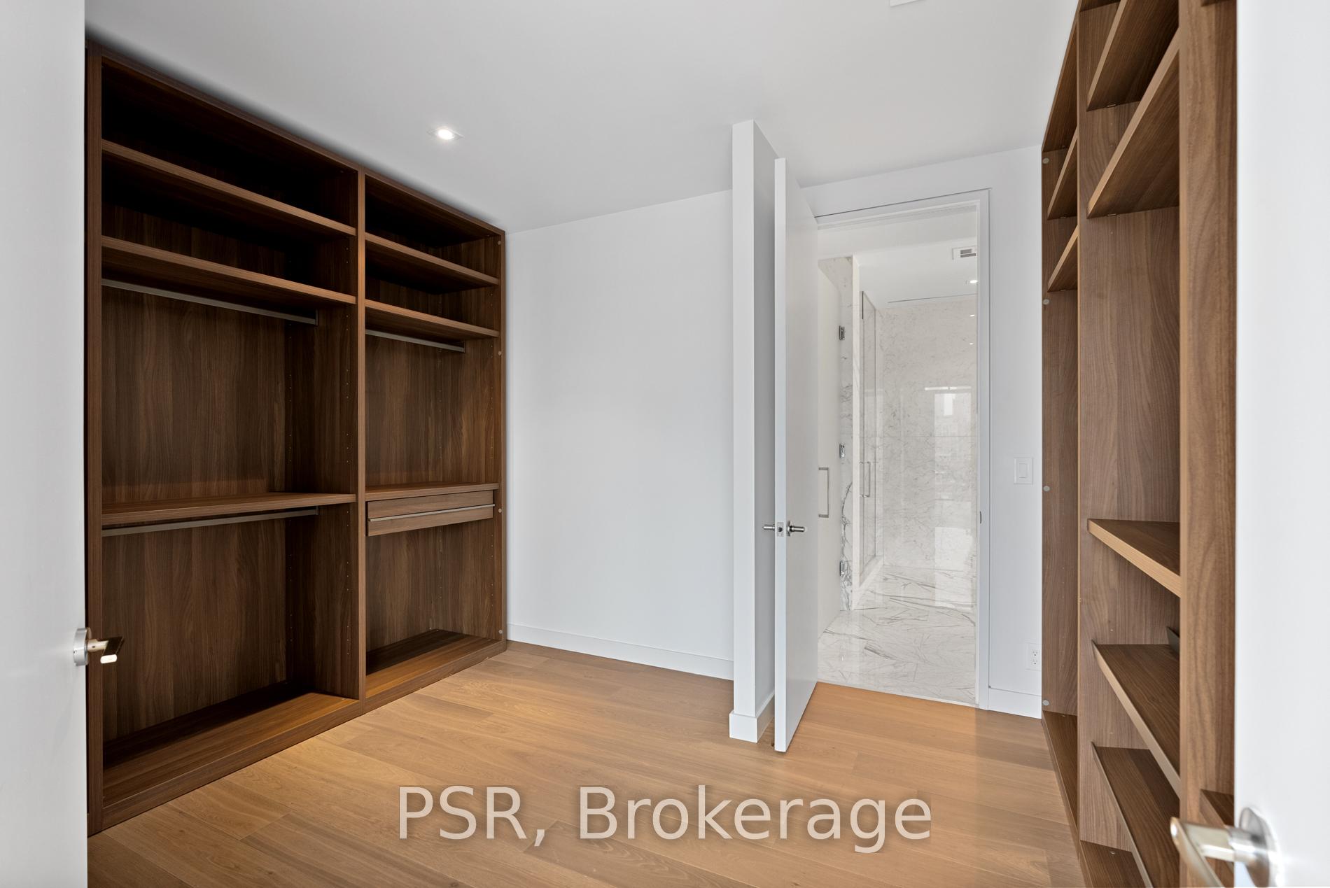 500 Wellington St W Unit: Ph1001