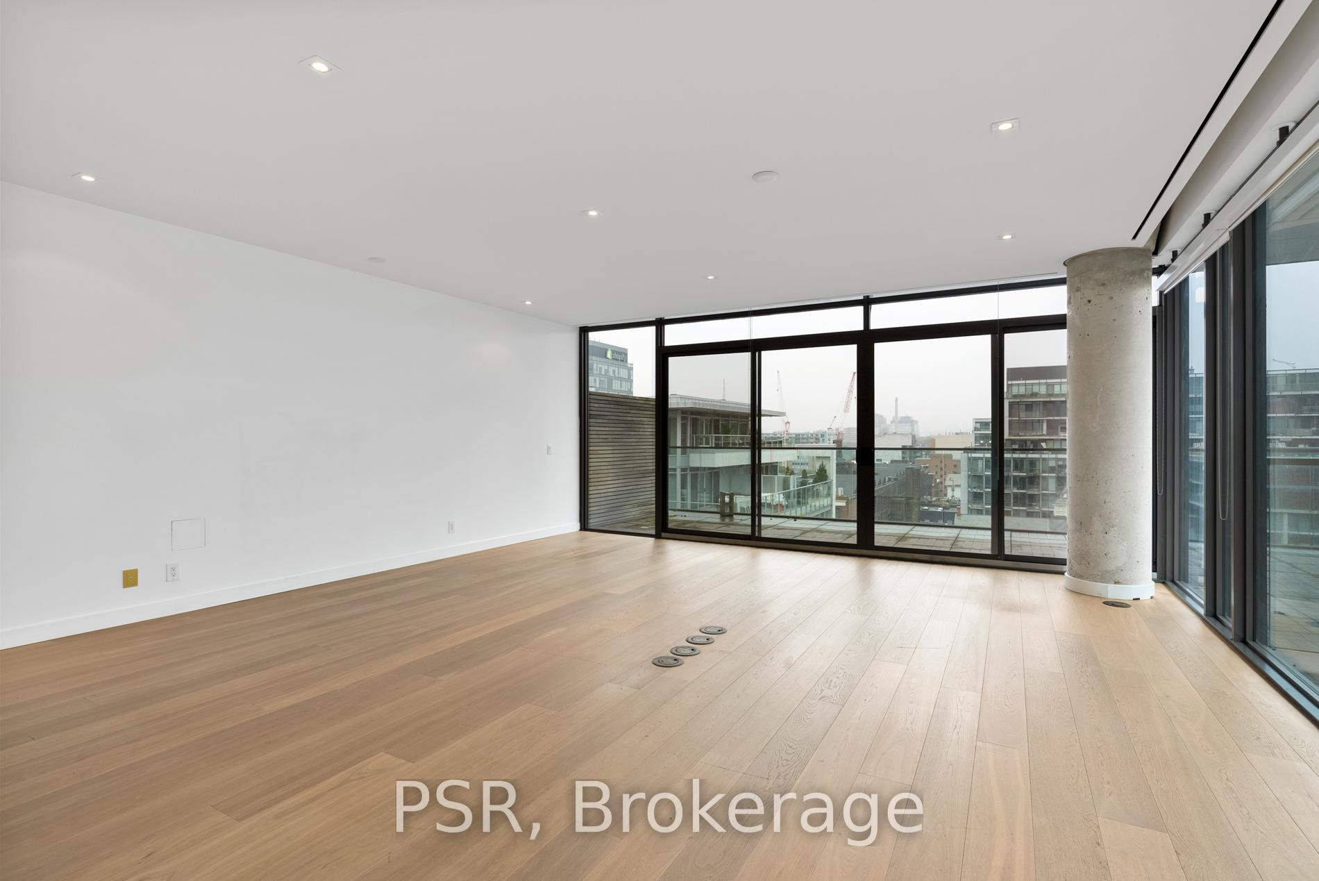 500 Wellington St W Unit: Ph1001