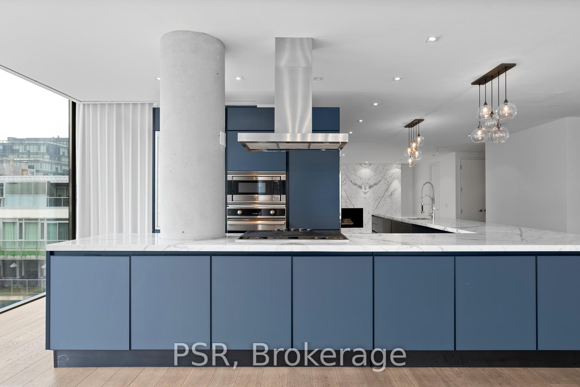 500 Wellington St W Unit: Ph1001