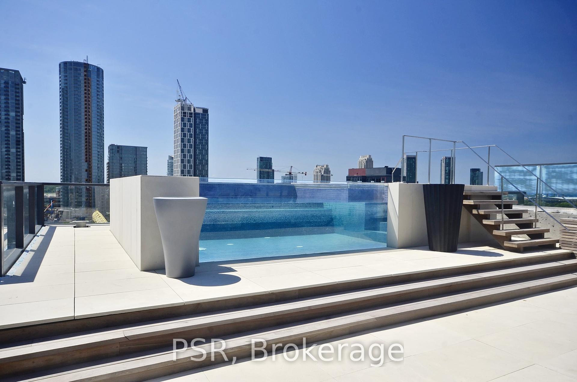 500 Wellington St W Unit: Ph1001