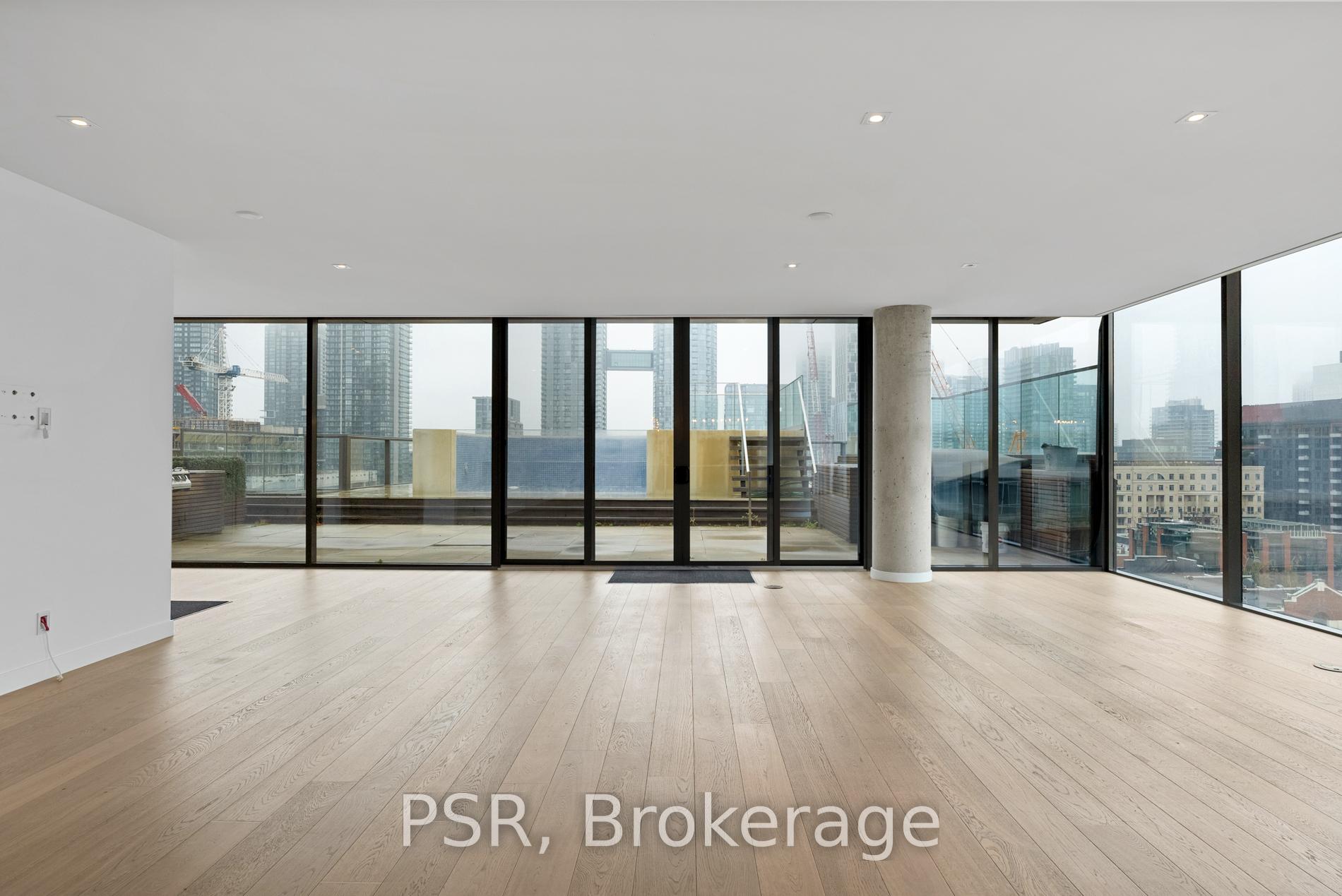500 Wellington St W Unit: Ph1001