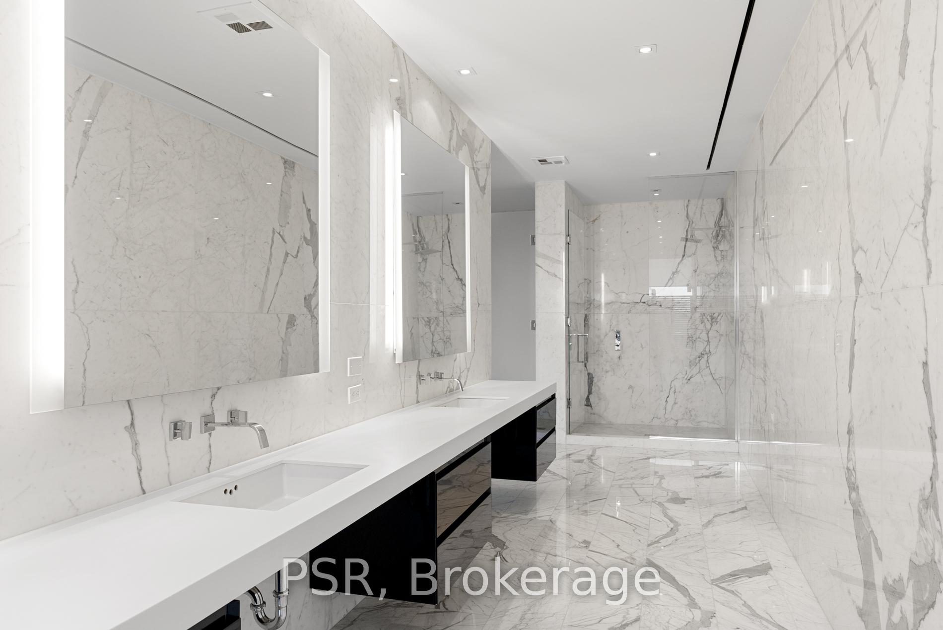 500 Wellington St W Unit: Ph1001