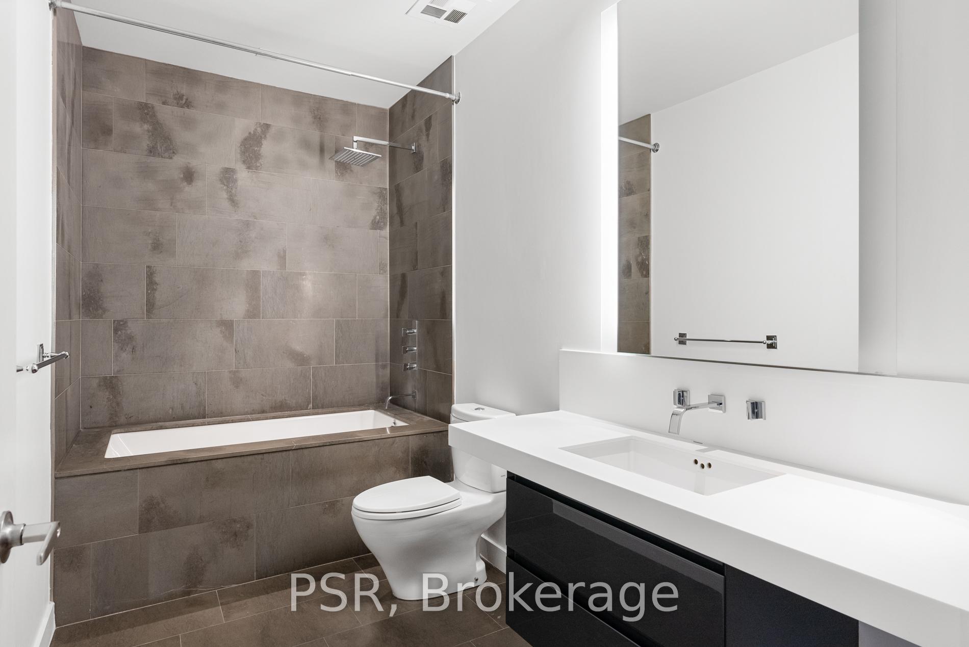 500 Wellington St W Unit: Ph1001