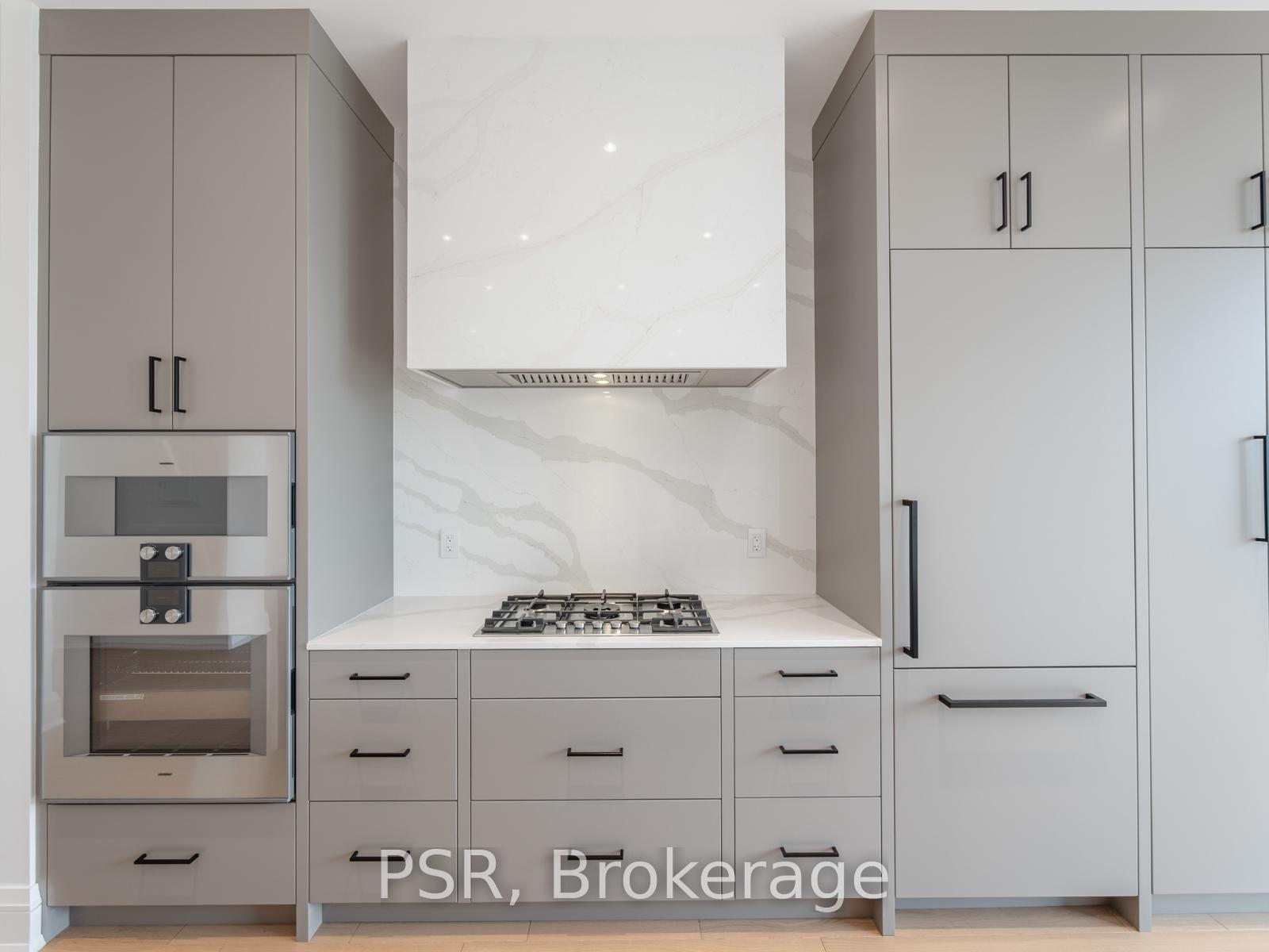 #4C - 2010 Bathurst Street, Toronto Unit: 4C
