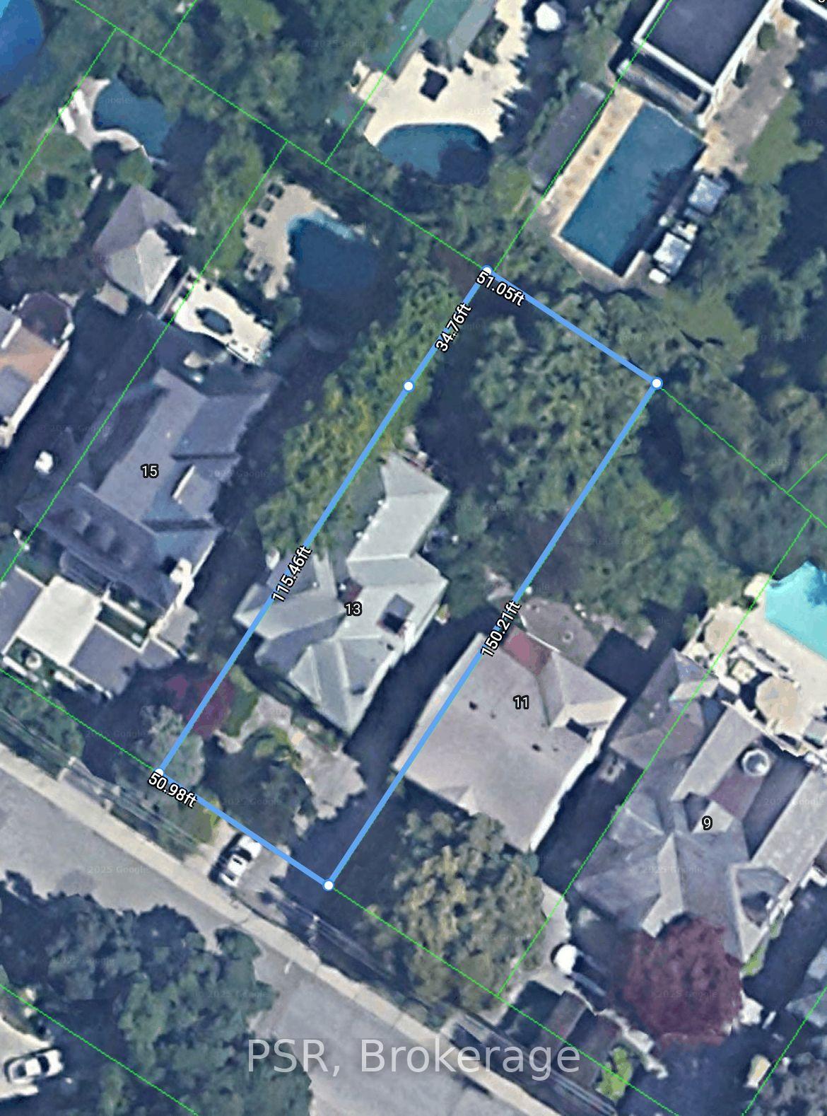 13 Old Forest Hill Road, Toronto C03
