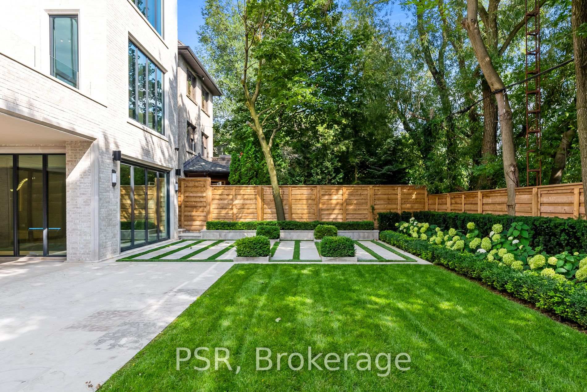 84 Old Forest Hill Road