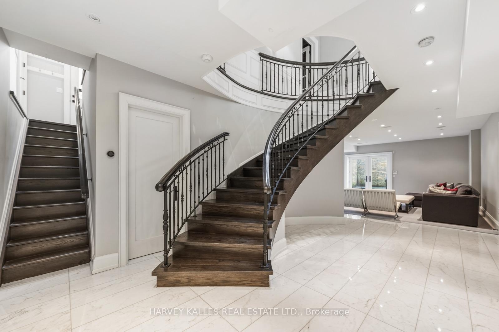 148 Delhi Avenue
