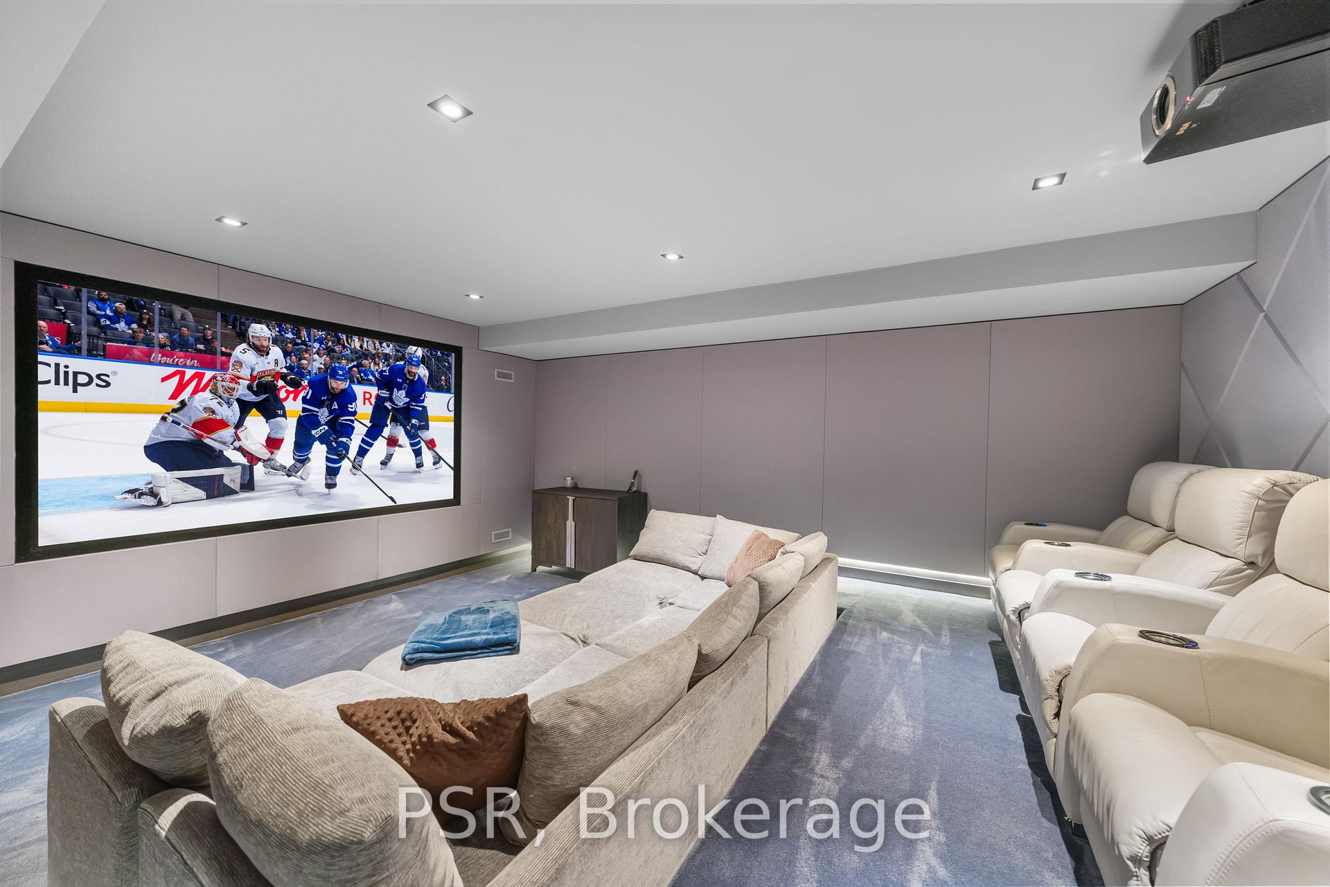 221 Dunvegan Road