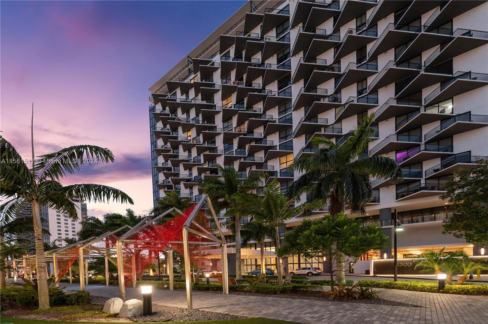 5300 Paseo Blvd # 1502