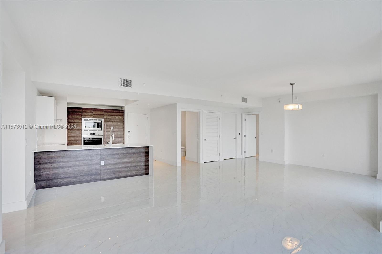 301 Altara Ave # 835