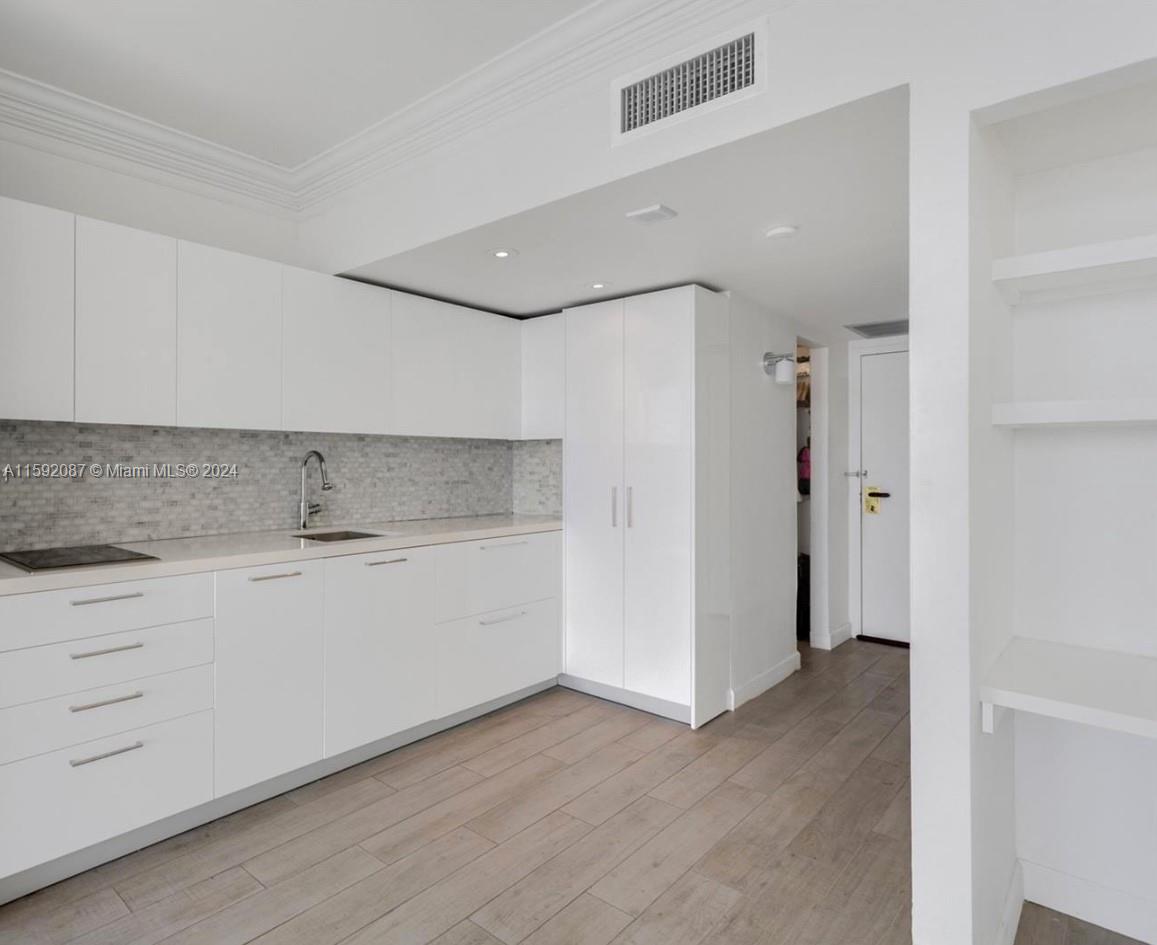555 NE 15th St # 506