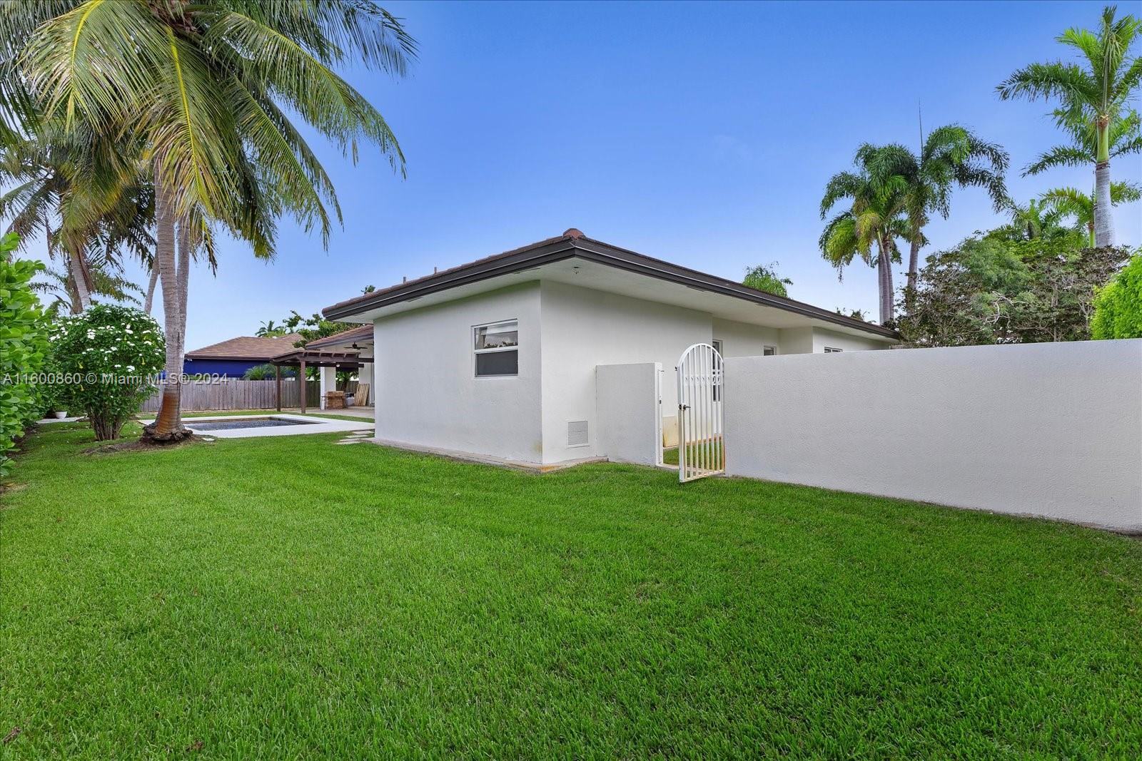 8250 SW 85th Ter