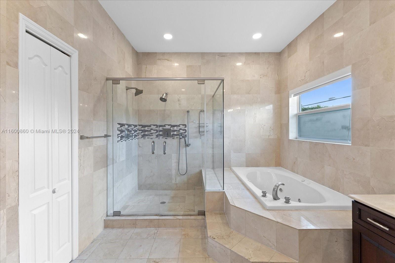 8250 SW 85th Ter