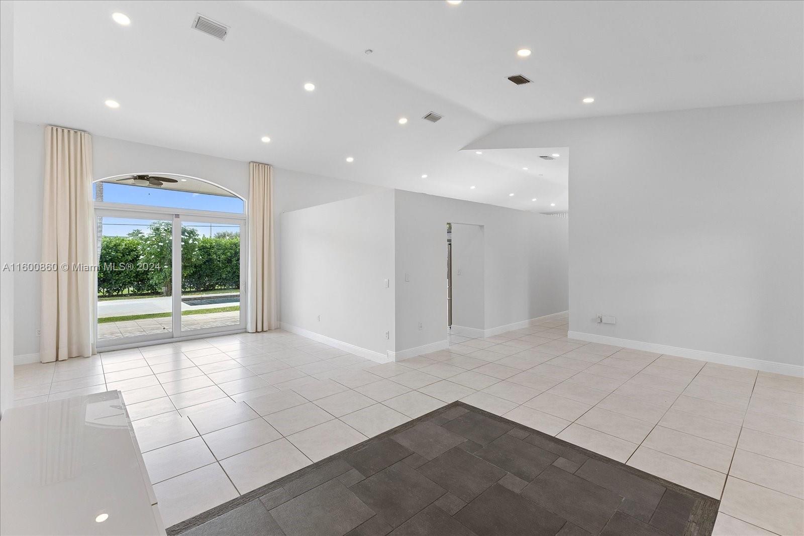 8250 SW 85th Ter