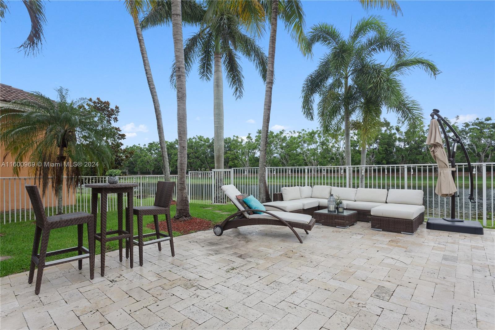 3888 Heron Ridge Ln