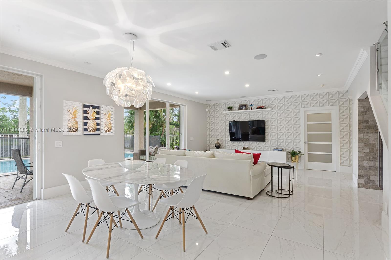 3888 Heron Ridge Ln