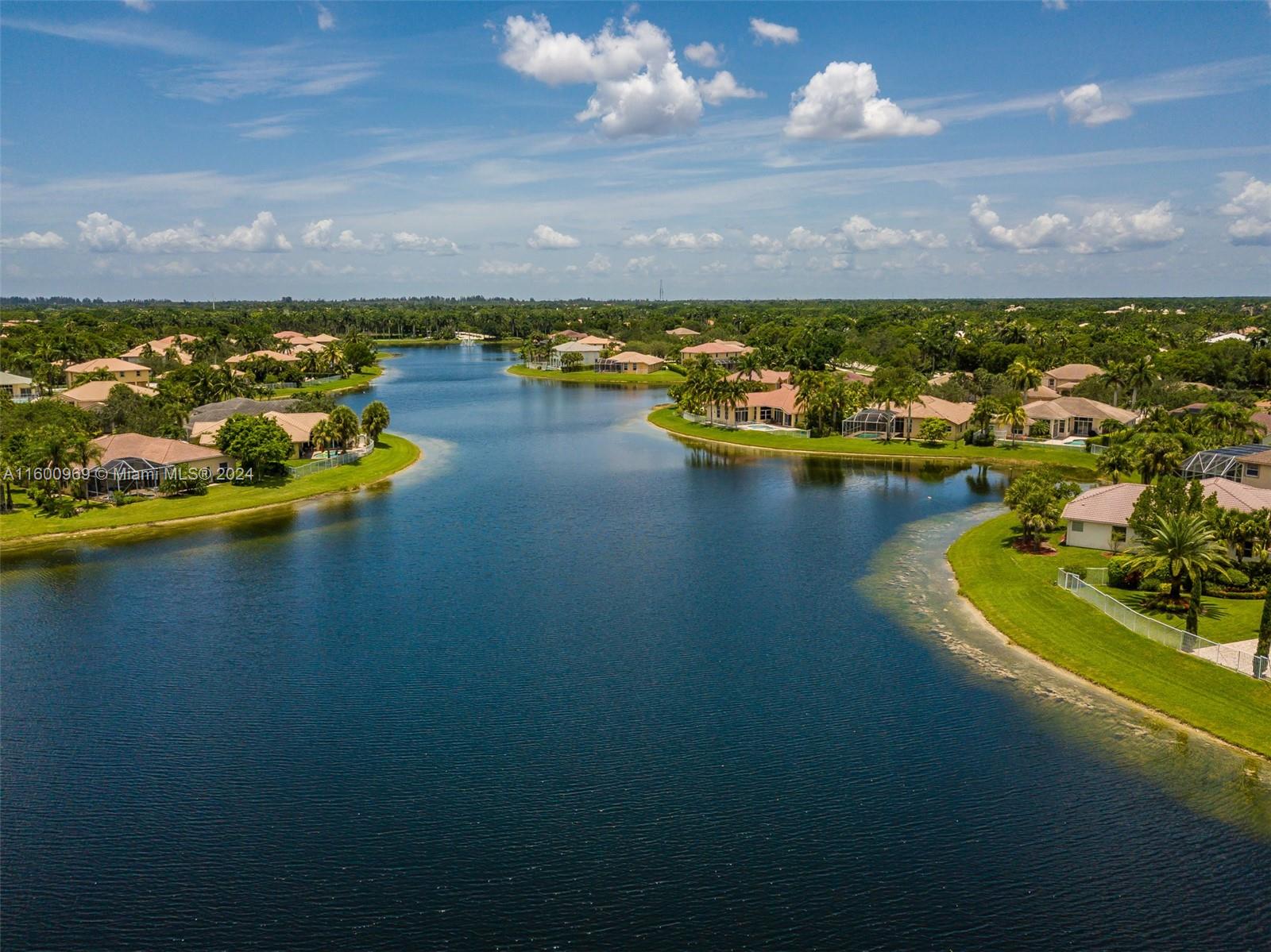 3888 Heron Ridge Ln