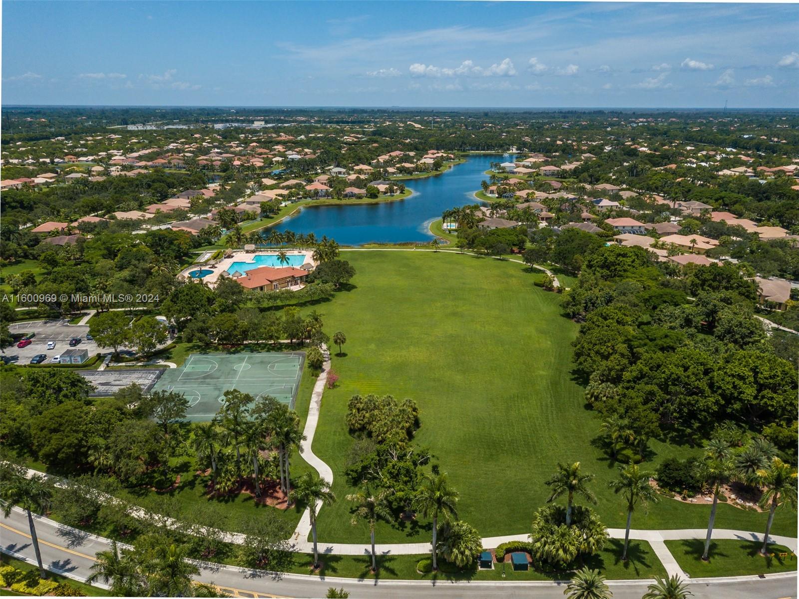 3888 Heron Ridge Ln