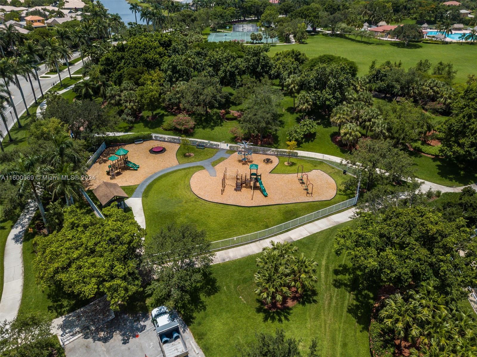 3888 Heron Ridge Ln