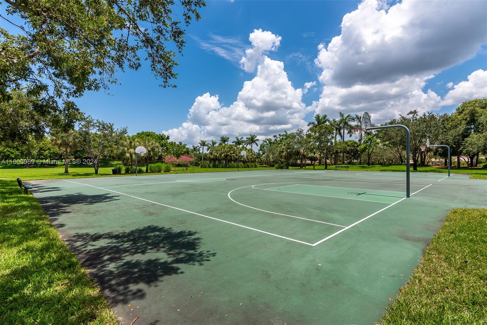 3888 Heron Ridge Ln