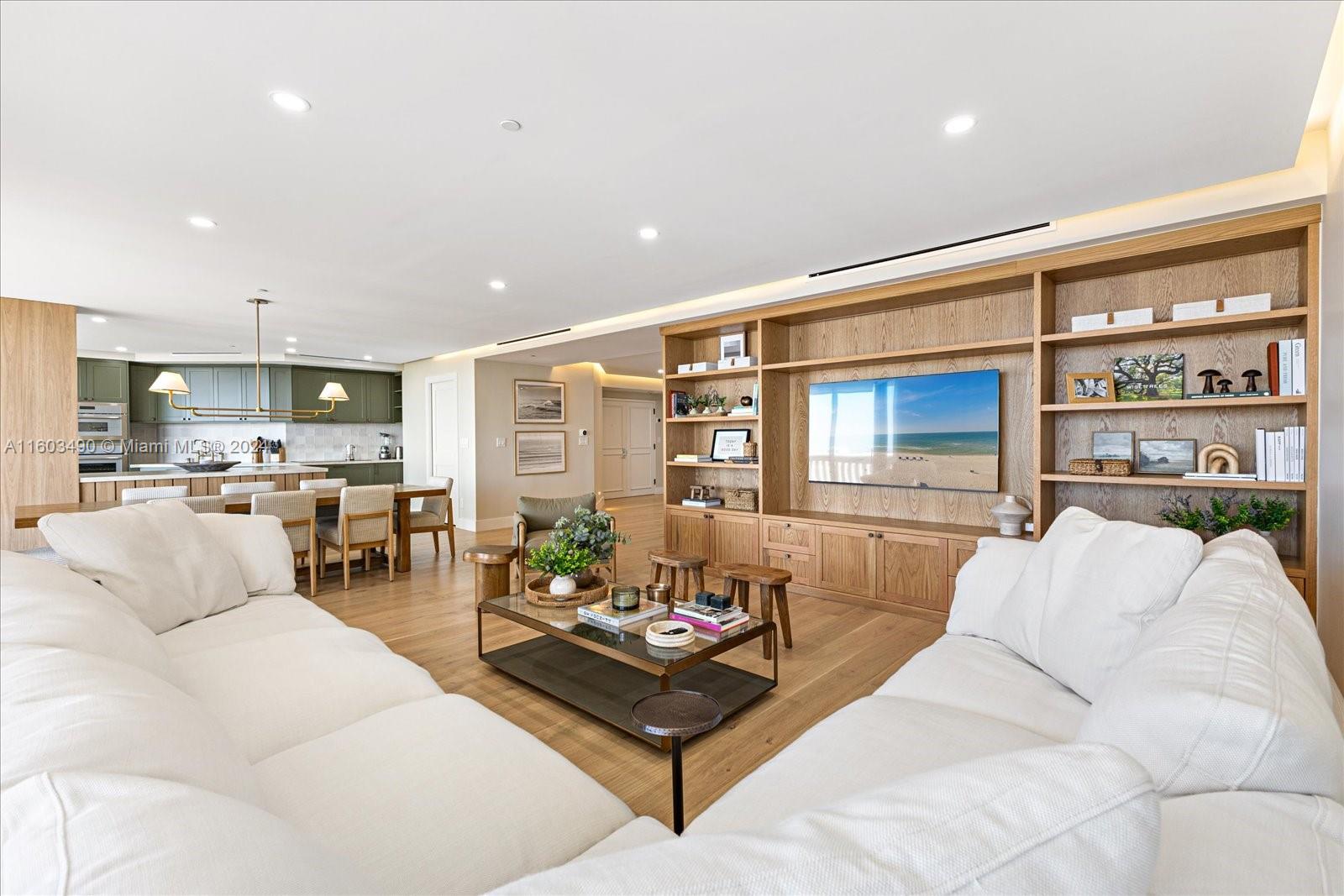 2000 Island Blvd # 2809