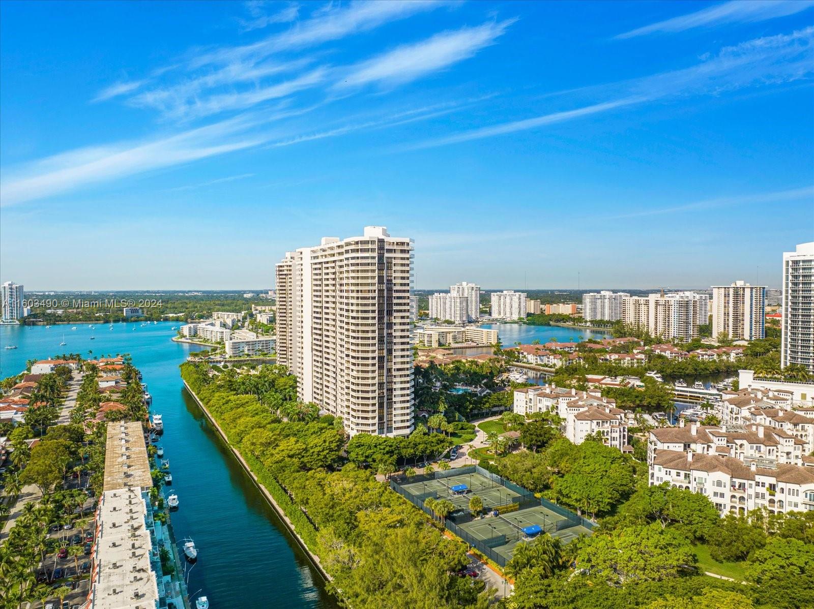 2000 Island Blvd # 2809
