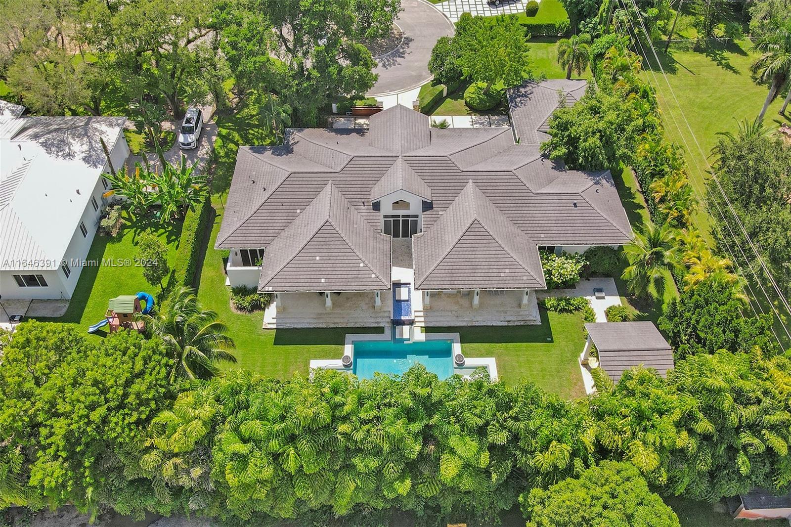 7225 SW 79th Ter