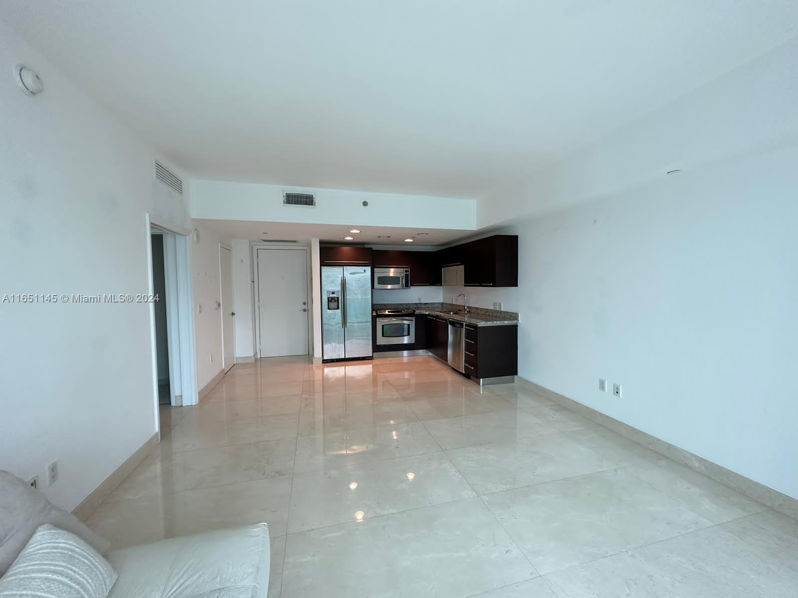950 Brickell Bay Dr # 2609