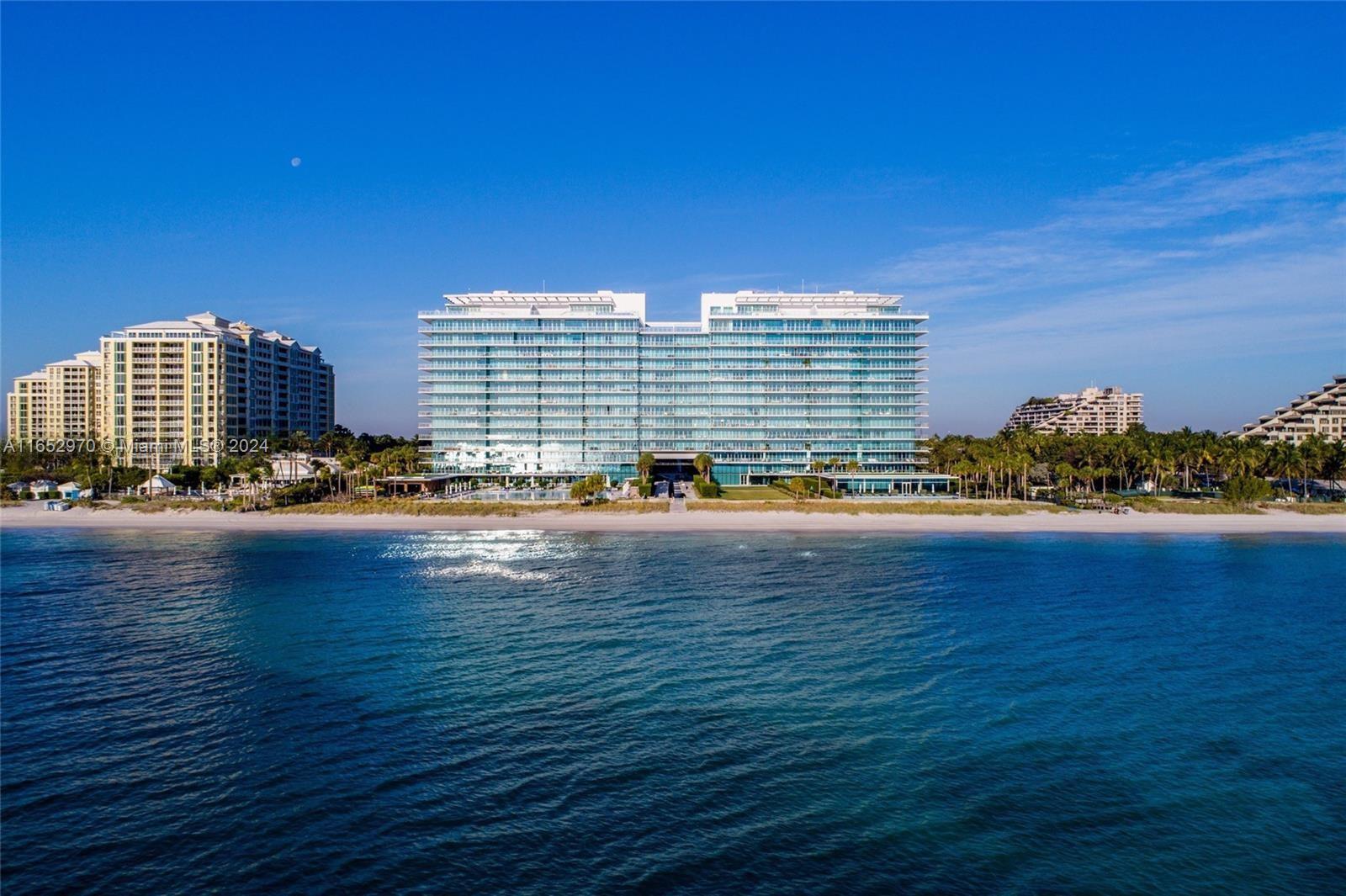 360 Ocean Dr Unit: LPH2S