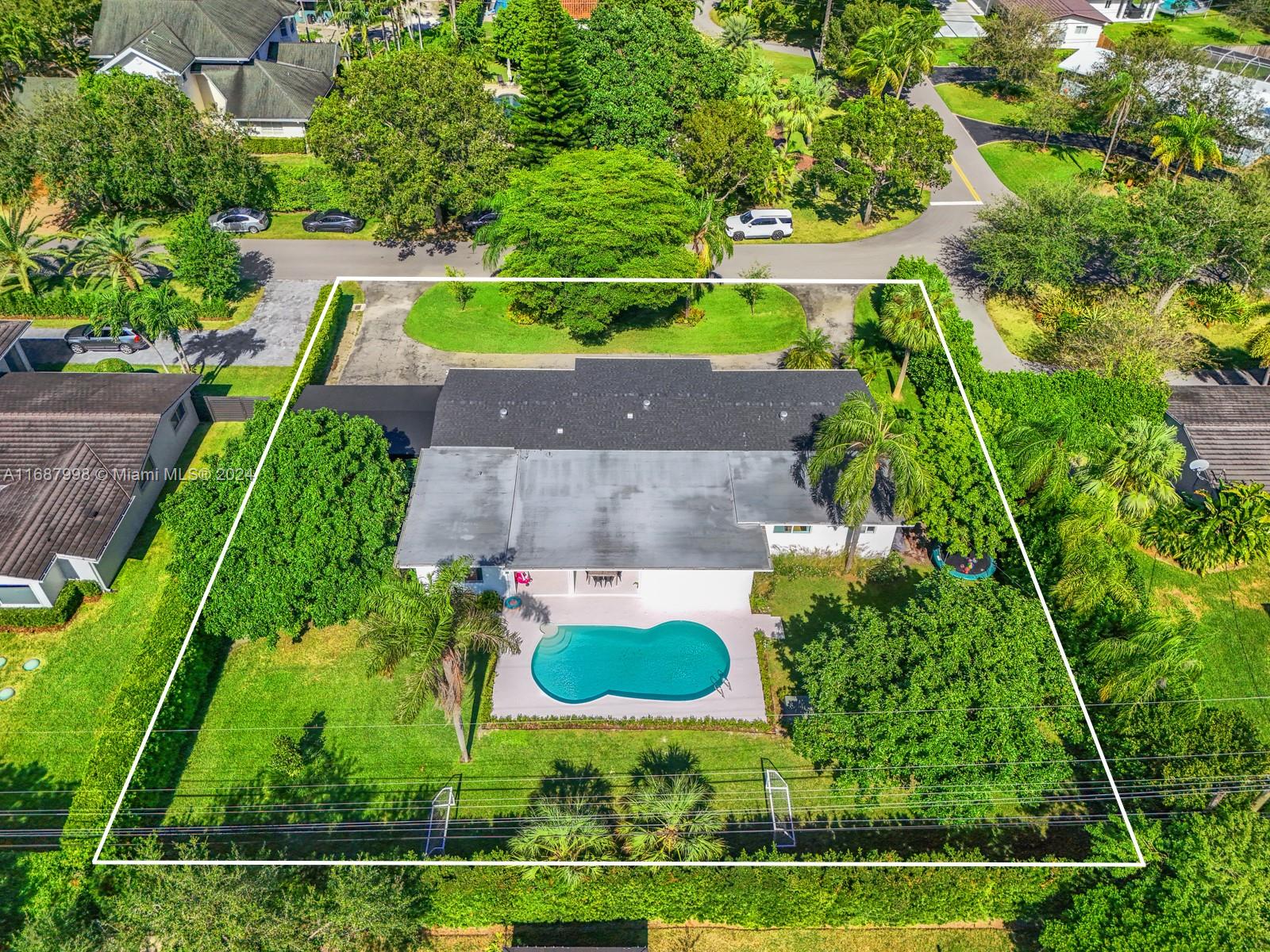 7300 SW 107th Ter