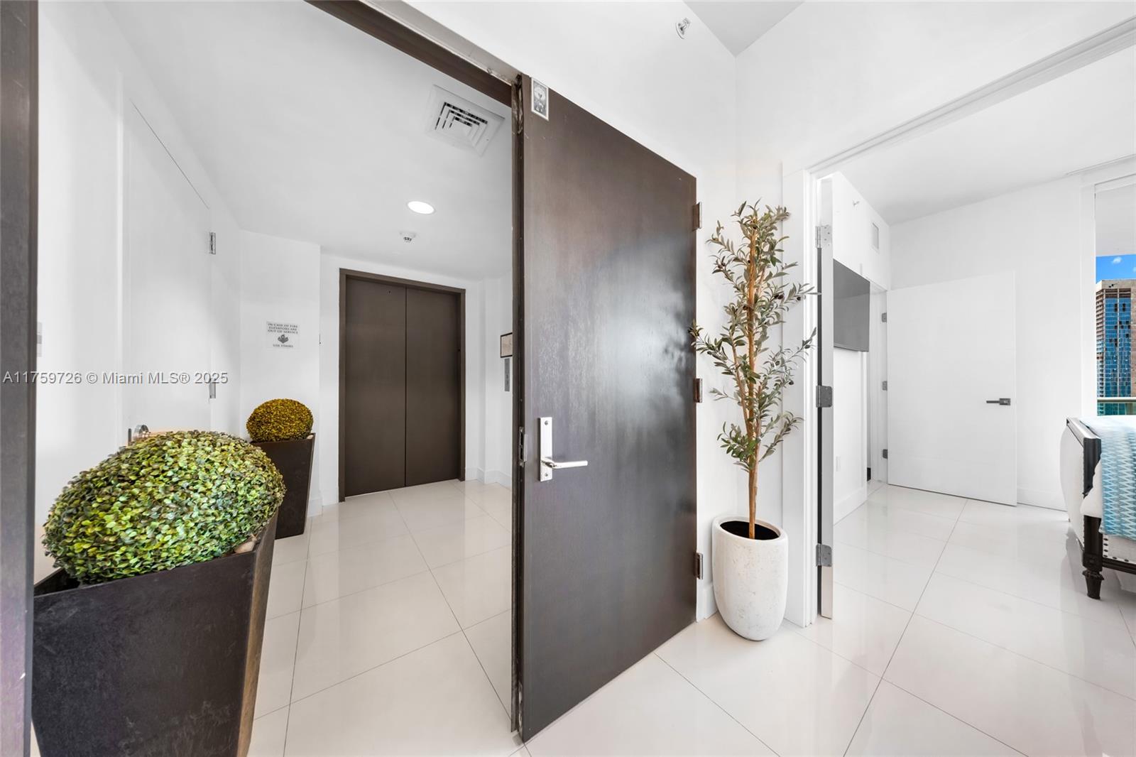 900 Biscayne Blvd # 5009