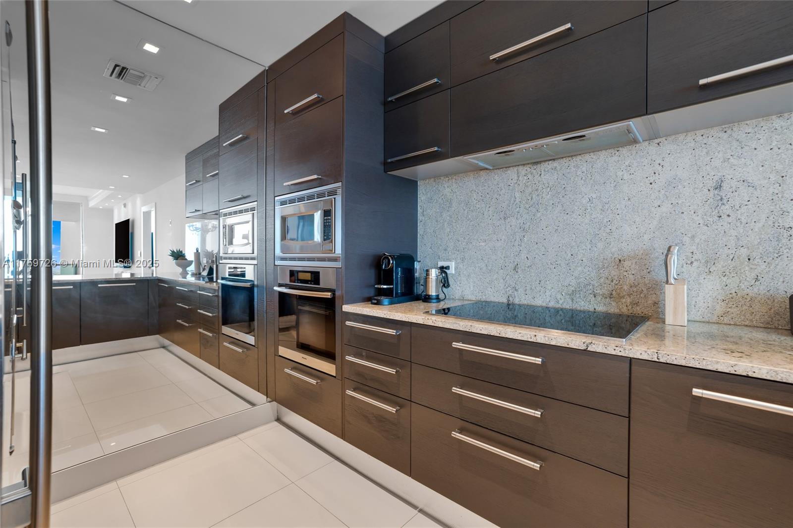 900 Biscayne Blvd # 5009
