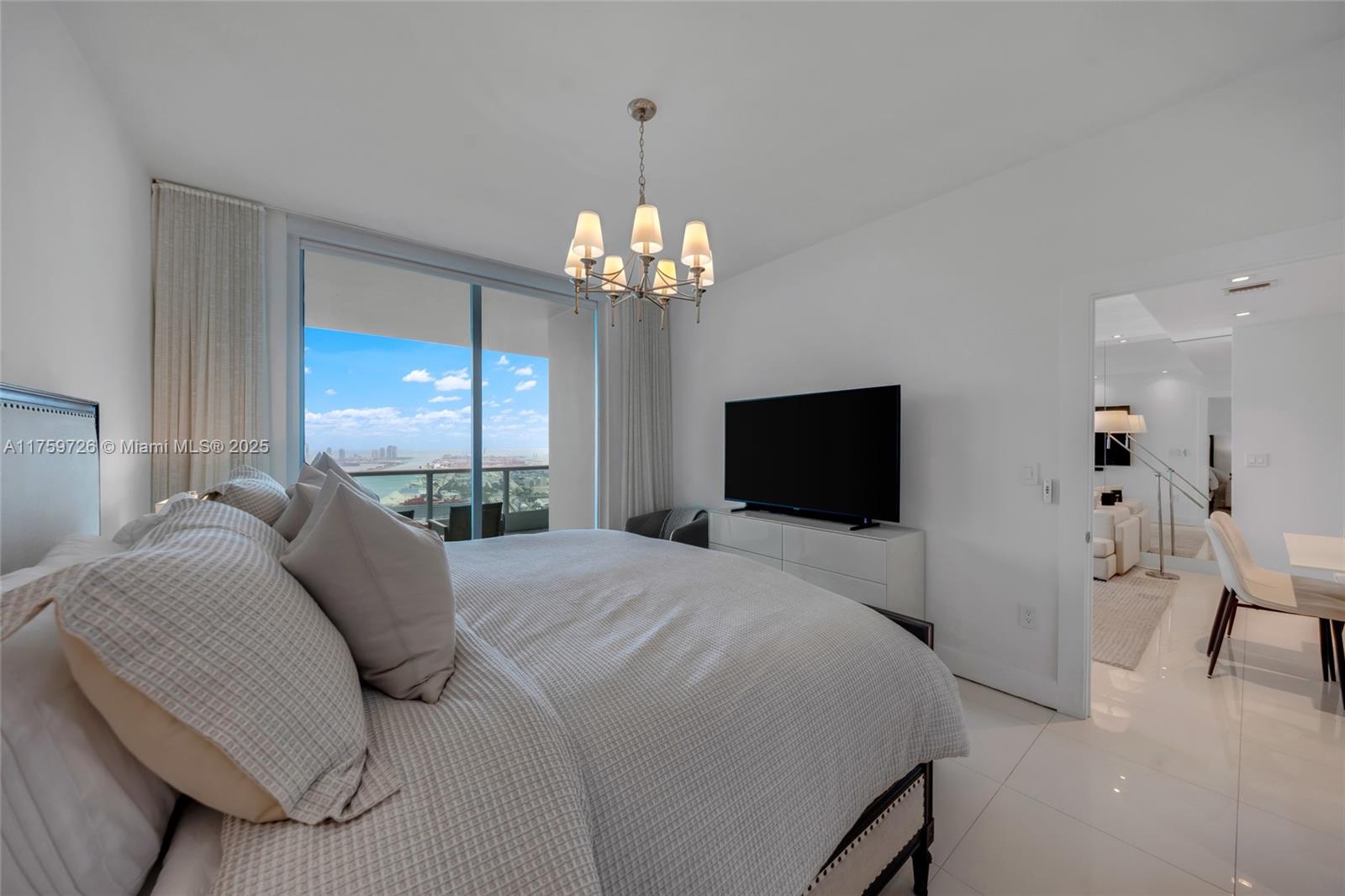 900 Biscayne Blvd # 5009