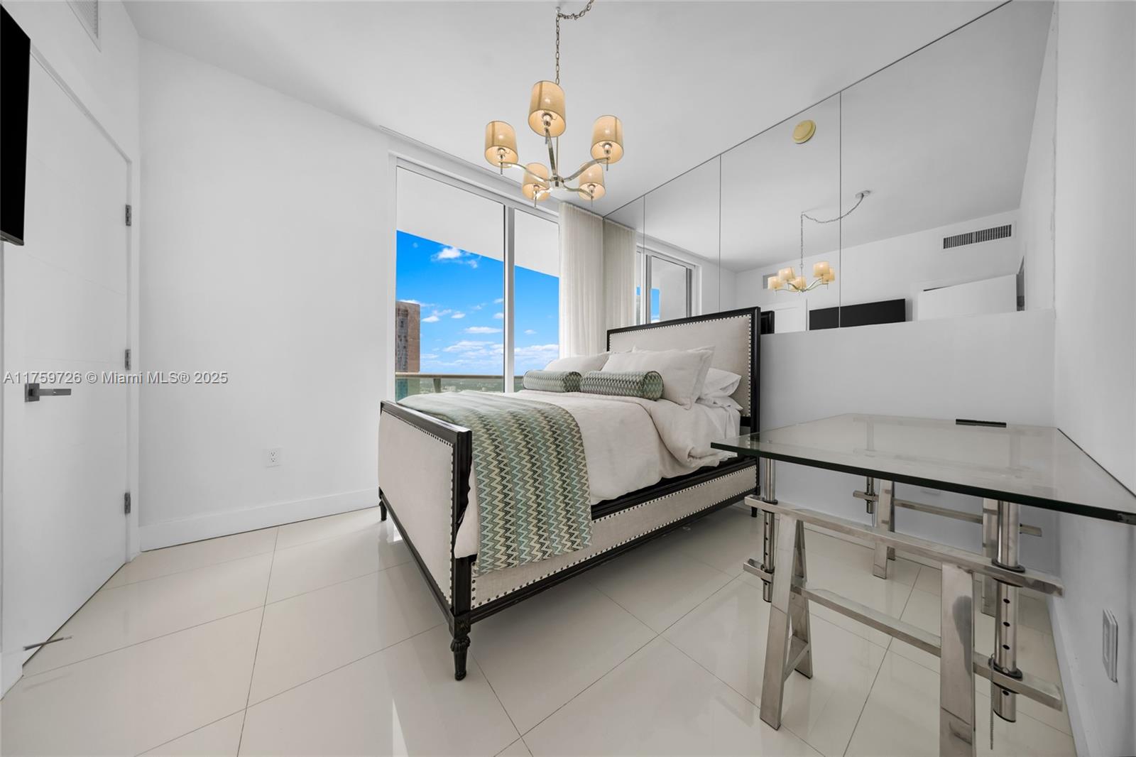 900 Biscayne Blvd # 5009