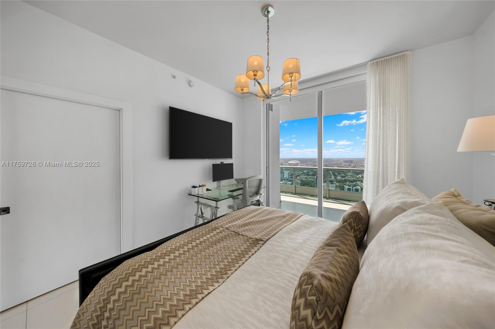 900 Biscayne Blvd # 5009