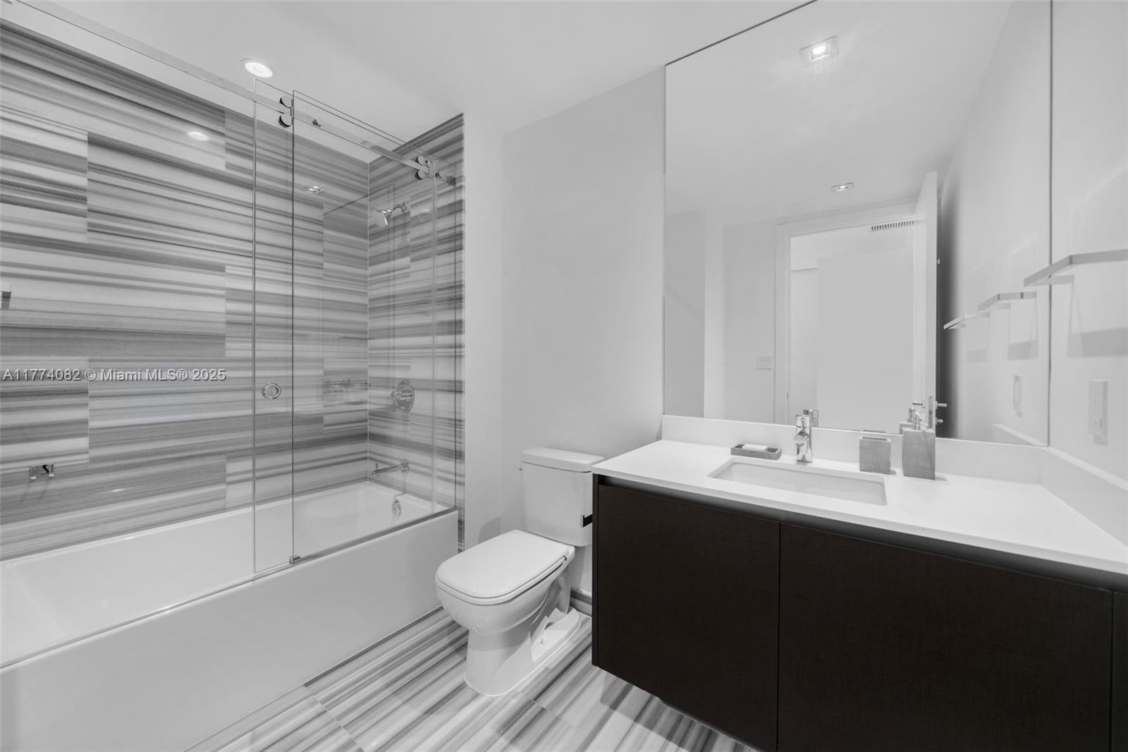 1451 Brickell Ave # 2803