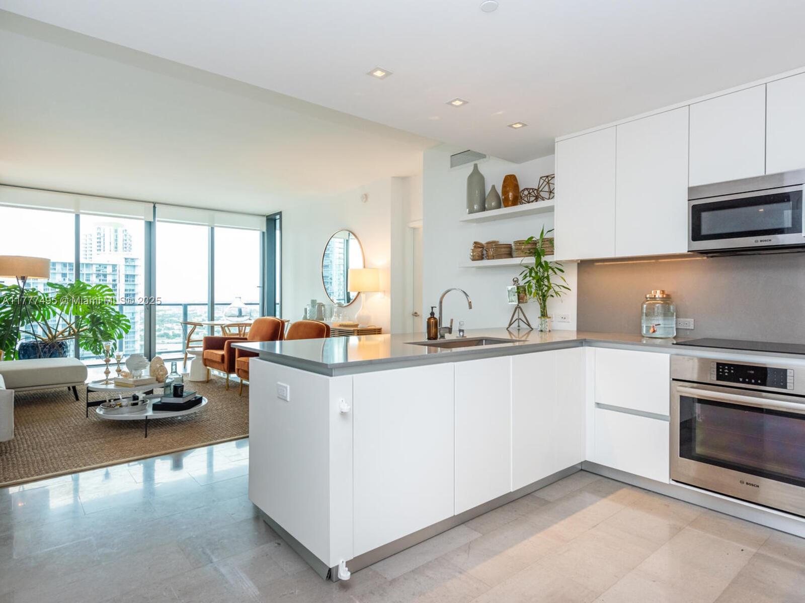 68 SE 6th St # 2304