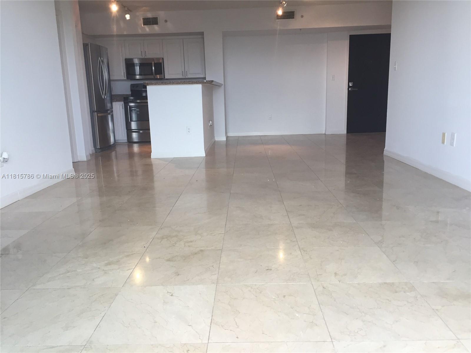 950 Brickell Bay Dr # 2706