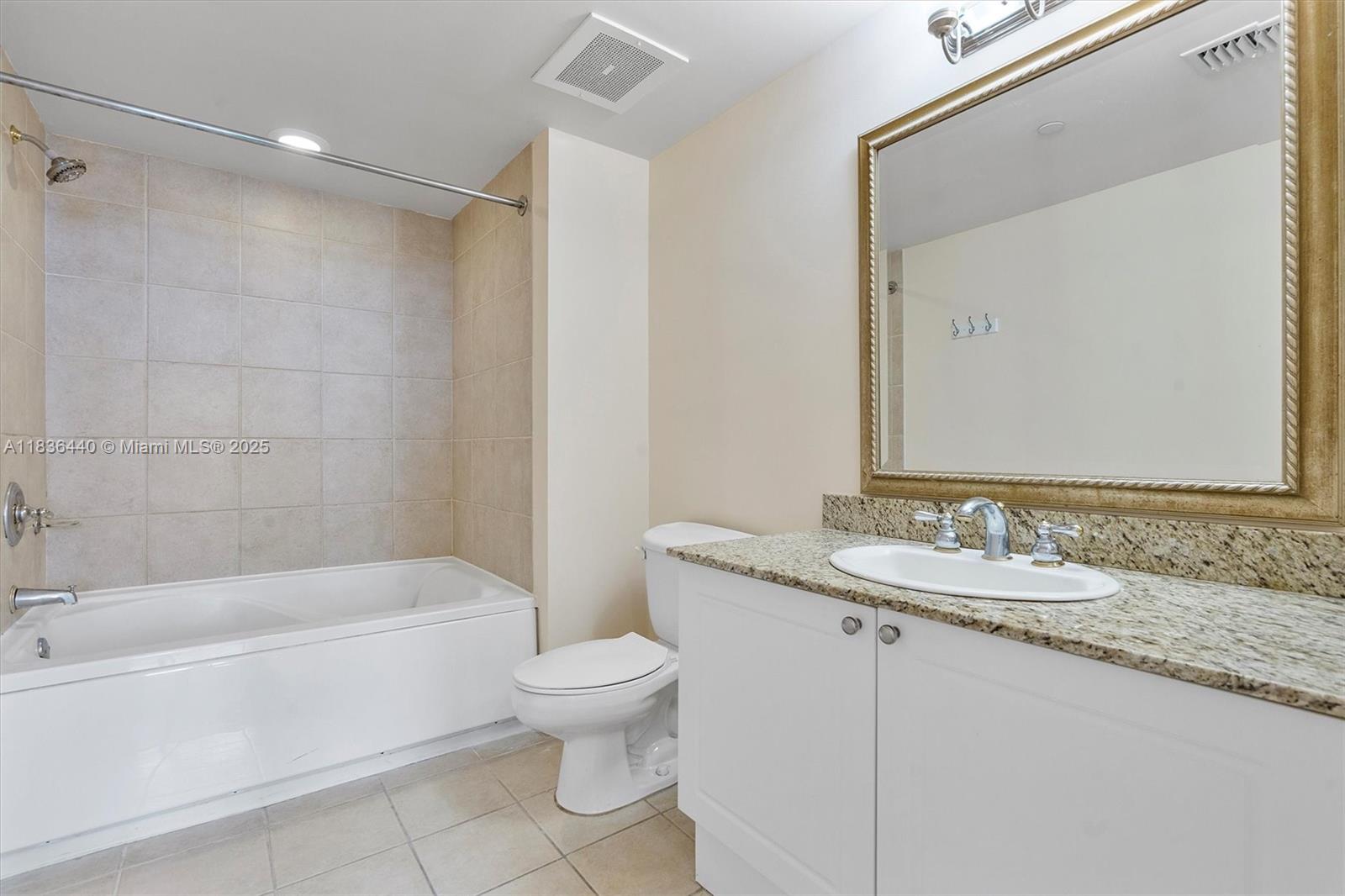 19501 W Country Club Dr # 912