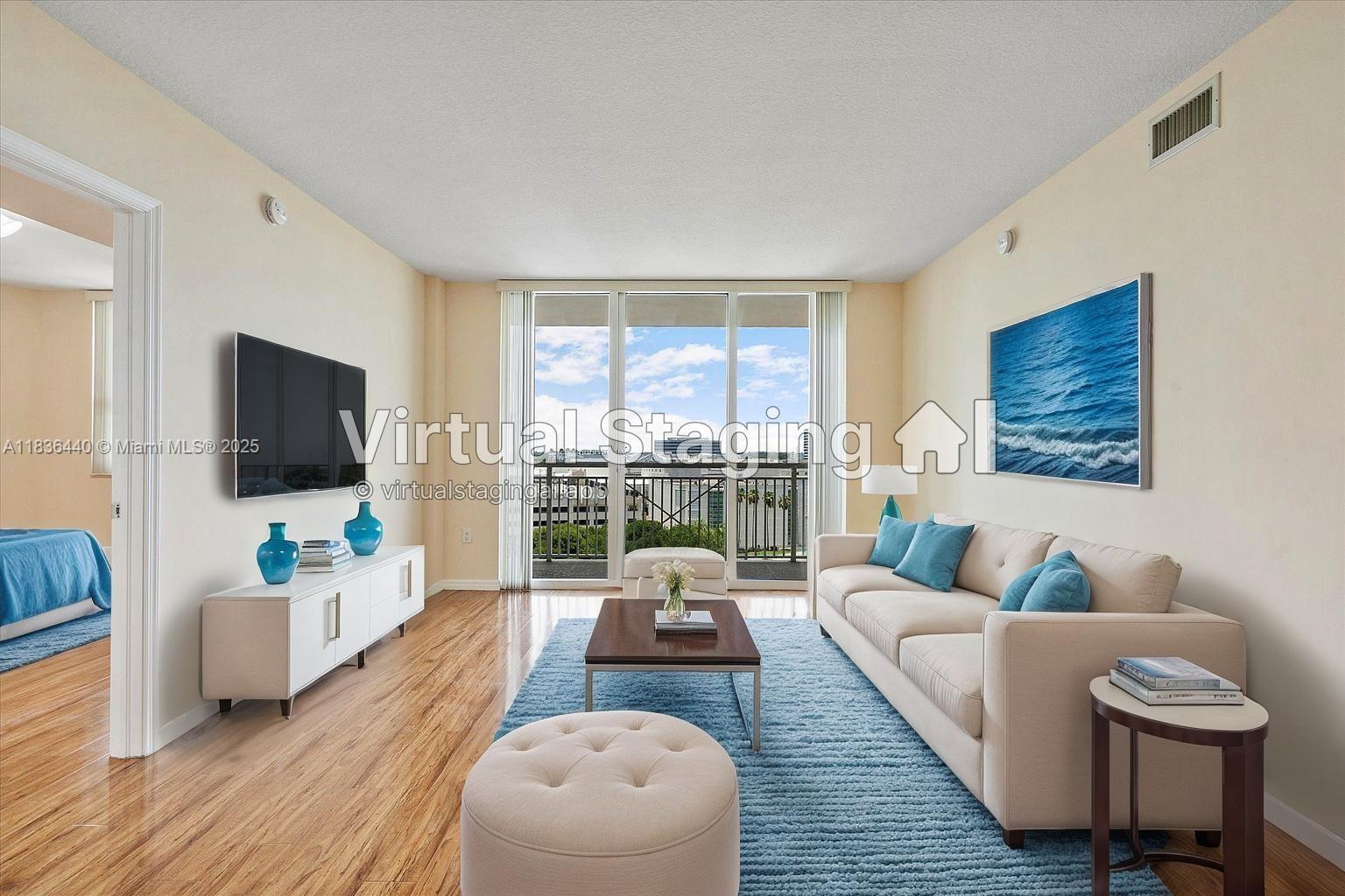 19501 W Country Club Dr # 912