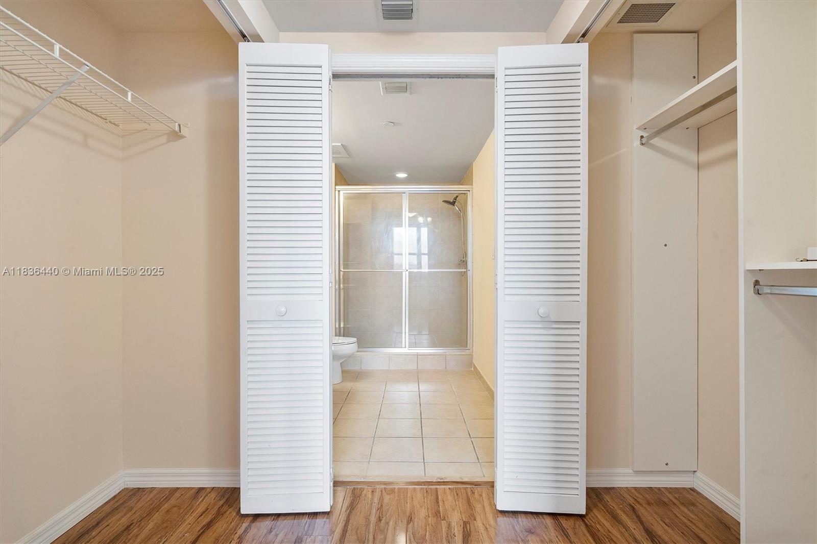 19501 W Country Club Dr # 912